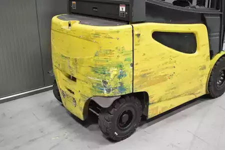 Eléctrica de 4 ruedas 2021  CAT Lift Trucks 2EPC5000 (8)