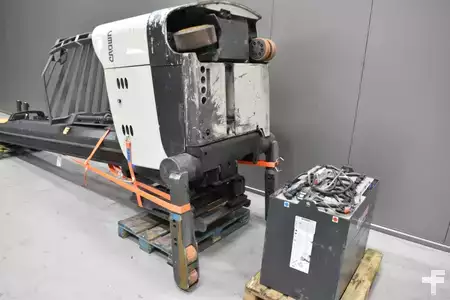 Retraky 2014  Crown RMD 6095S-32 (10)