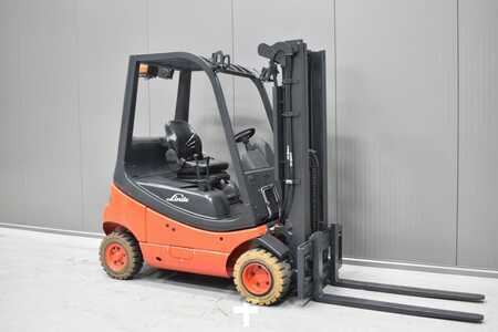 Dieselový VZV 2004  Linde H 18 D - 03 (1)