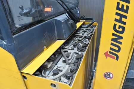 Carretilla retráctil 2015  Jungheinrich ETV C 16 (9)