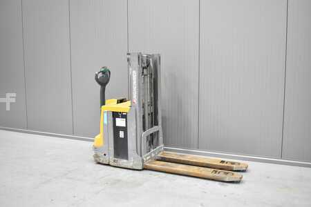 Magasemelésű béka 2017  Jungheinrich EJD 220 (1)