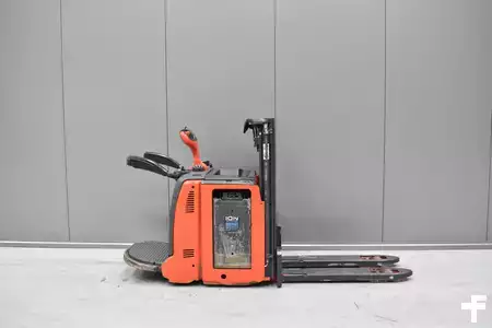 Pallet Stackers 2019  Linde D 12 AP (3)