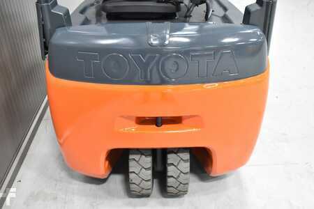 Elektro 3 Rad 2010  Toyota 8FBET16 (9)