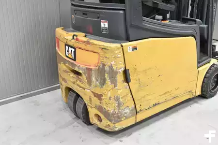 3-wiel elektrische heftrucks 2014  CAT Lift Trucks 2ET4000 (8)