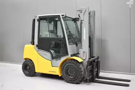 Gázüzemű targoncák 2018  Jungheinrich TFG 540 s (1)