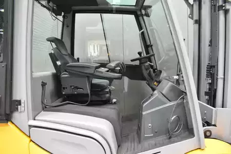 Gázüzemű targoncák 2018  Jungheinrich TFG 540 s (5)