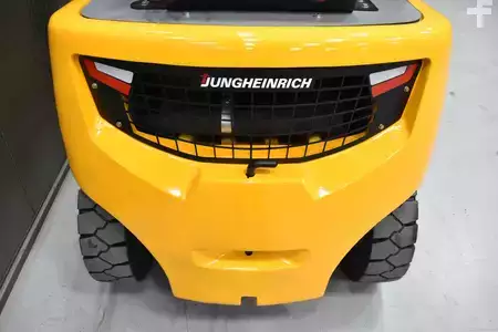 Gázüzemű targoncák 2018  Jungheinrich TFG 540 s (9)