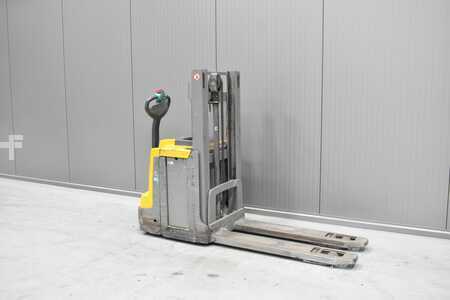 Magasemelésű béka 2019  Jungheinrich EJD 220 (1)