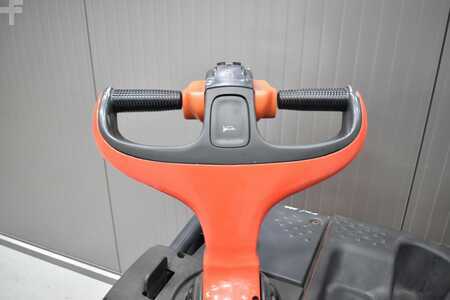 Stoccatori 2019  Linde D 12 AP (6)