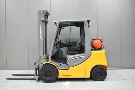 Gázüzemű targoncák 2019  Jungheinrich TFG 430s (12)