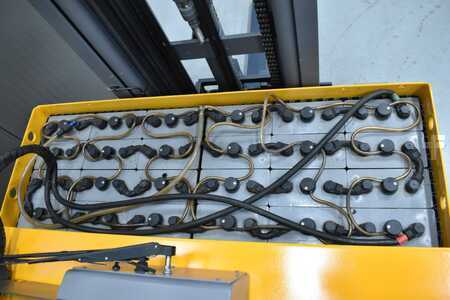 Chariots à mât rétractable 2020  Jungheinrich ETV C 20 (10)