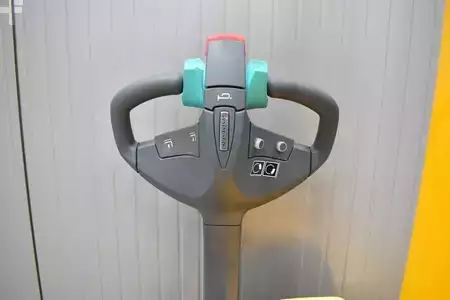 Pallestabler 2022  Jungheinrich EMC 110 (6)