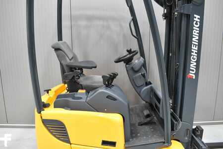 El truck - 3 hjulet 2007  Jungheinrich EFG 110 (5)