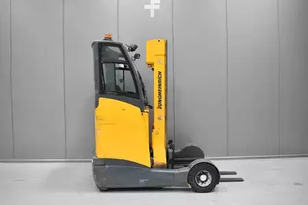 Chariots à mât rétractable 2012  Jungheinrich ETV C 16 (3)