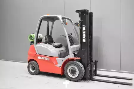 Gázüzemű targoncák 2012  Manitou MI 25 G (1)