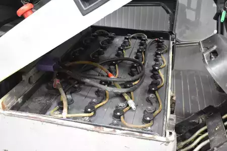 Eléctrica de 3 ruedas 2018  Nissan 1N1L15Q (13)