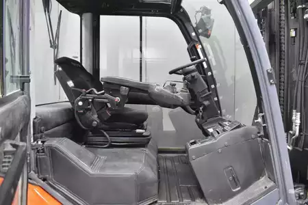 Dízel targoncák 2017  Toyota 40-8FD70N (5)