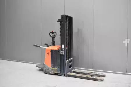 Pallestabler 2009  BT SPE 160L (1)