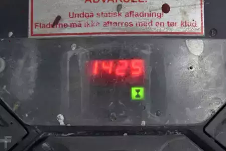 Pallet Stackers 2015  BT SPE 125L (8)