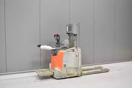 Apilador eléctrico 2019  Toyota SPE 120L (4)