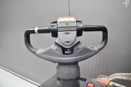 Apilador eléctrico 2019  Toyota SPE 120L (6)