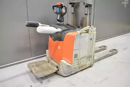 Apilador eléctrico 2019  Toyota SPE 120L (7)