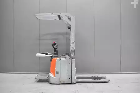 Apilador eléctrico 2022  Toyota SPE 120L (3)