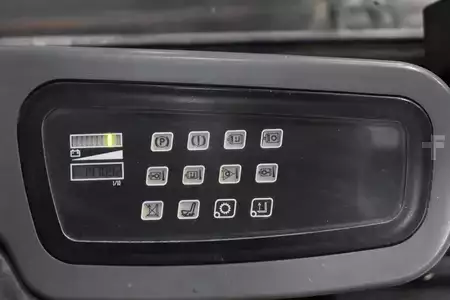 Electric - 4 wheels 2002  BT CBE 4.0 AC (10)