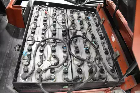 Electric - 4 wheels 2002  BT CBE 4.0 AC (11)