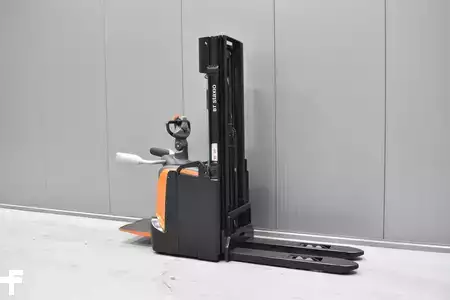 Apilador eléctrico 2019  Toyota SPE 120 (1)