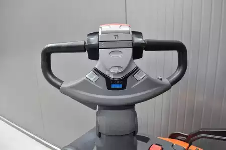 Apilador eléctrico 2019  Toyota SPE 120 (6)