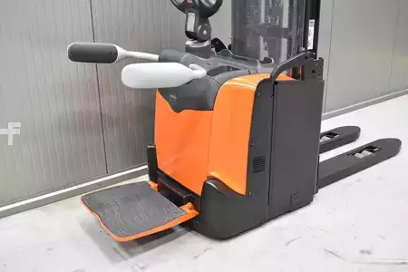 Apilador eléctrico 2019  Toyota SPE 120 (7)