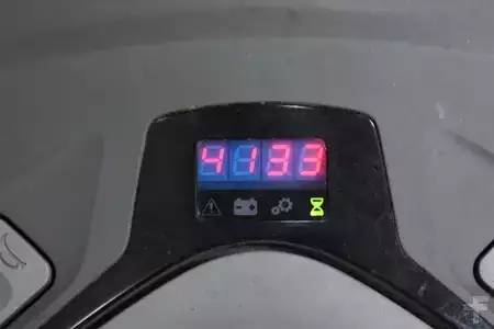 Apilador eléctrico 2019  Toyota SPE 120 (8)