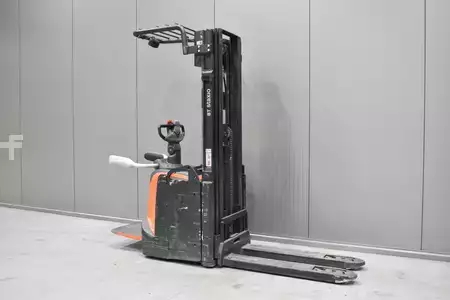 Apilador eléctrico 2018  Toyota SPE 120L (1)