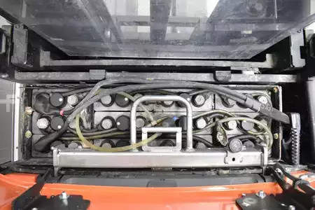 Apilador eléctrico 2018  Toyota SPE 120L (9)