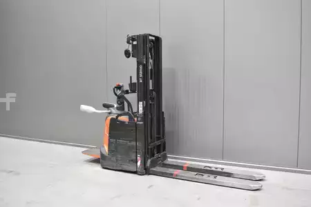 Apilador eléctrico 2016  BT SPE 120L (1)