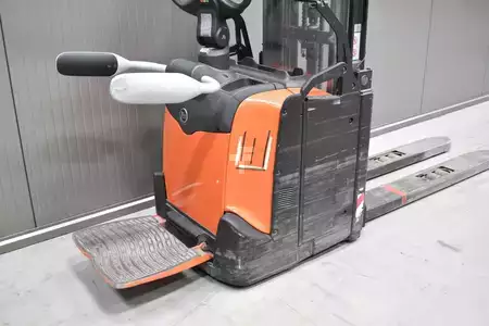 Apilador eléctrico 2016  BT SPE 120L (7)