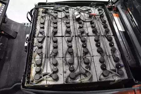 Eléctrica de 4 ruedas 2018  Toyota 8FBM16T (10)