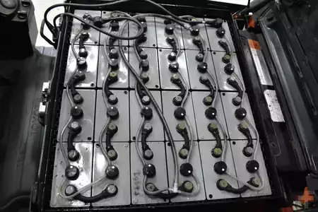 Eléctrica de 4 ruedas 2019  Toyota 8FBM16T (11)