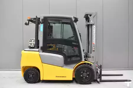 Carrelli elevatori GPL 2018  Jungheinrich TFG 425 (3)