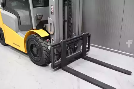 Carrelli elevatori GPL 2018  Jungheinrich TFG 425 (6)