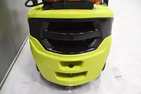 Gas truck 2017  Clark GTS 25L (9)