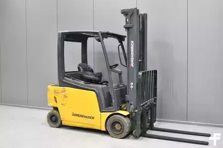 El Truck - 4-hjul 2015  Jungheinrich EFG 318 (1)