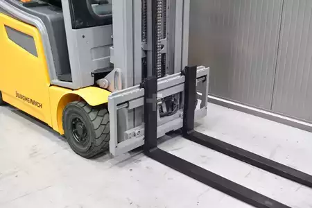 Eléctrica de 4 ruedas 2019  Jungheinrich EFG 316 k (6)