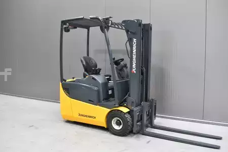 Carrelli elettrici 3 ruote 2014  Jungheinrich EFG 115 (1)