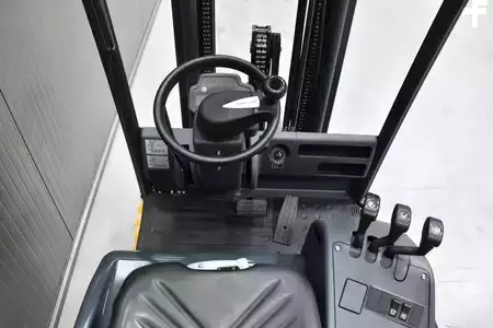 Carrelli elettrici 3 ruote 2014  Jungheinrich EFG 115 (7)