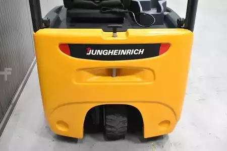 Carrelli elettrici 3 ruote 2014  Jungheinrich EFG 115 (9)