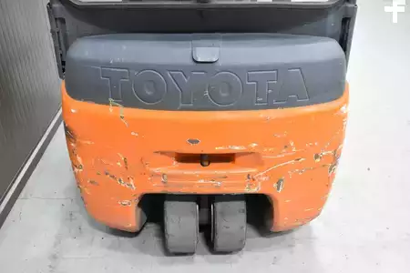 El truck - 3 hjulet 2011  Toyota 8FBET15 (9)