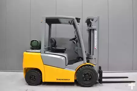 Carrelli elevatori GPL 2017  Jungheinrich TFG 425 (3)