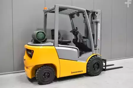 Carrelli elevatori GPL 2017  Jungheinrich TFG 425 (4)